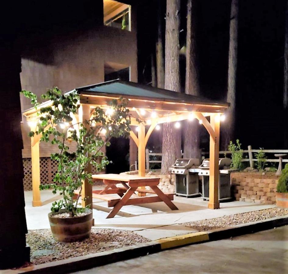 Getaways At Snow Lake Lodge Биг Бэар Лейк Экстерьер фото
