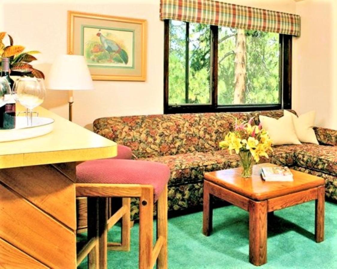 Getaways At Snow Lake Lodge Биг Бэар Лейк Экстерьер фото